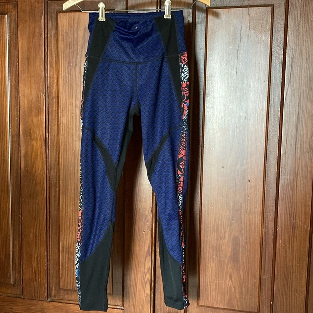 Athleta‎ Lotus Precision Black Navy Blue Print Sheer Mesh 7/8 Leggings Size XXS